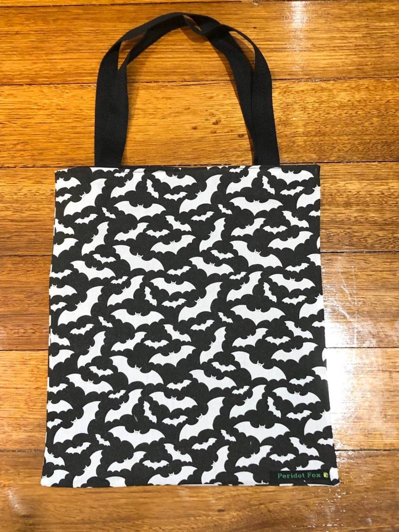 Bats Tote Bibliothekstasche Bats Tote Bibliothekstasche von PeridotFoxAU