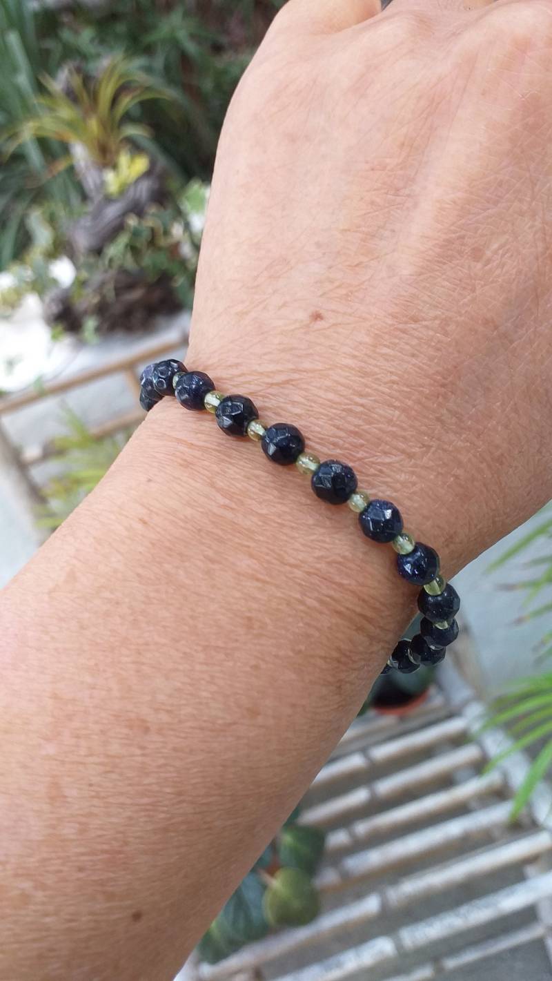 Peridot Edelstein Und Blau Goldstone 925 Sterling Silber Armband von PeridotMountain