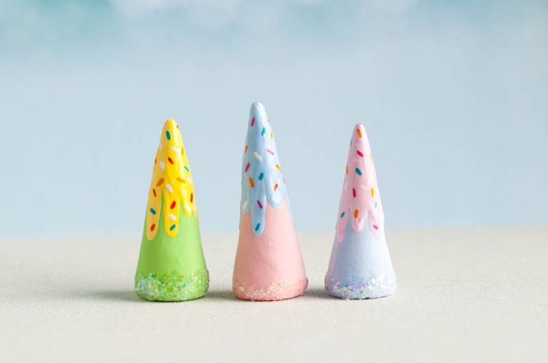 Donut Ringhalter Bunt Schmuck Display von PeriwinkleNuthatch