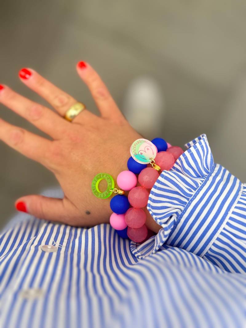 Armband Acryl Silikon Neon Happy Perlenarmband Boho Pink Armband Acryl Silikon Neon Happy Perlenarmband Boho Pink von PerlaHandgemacht