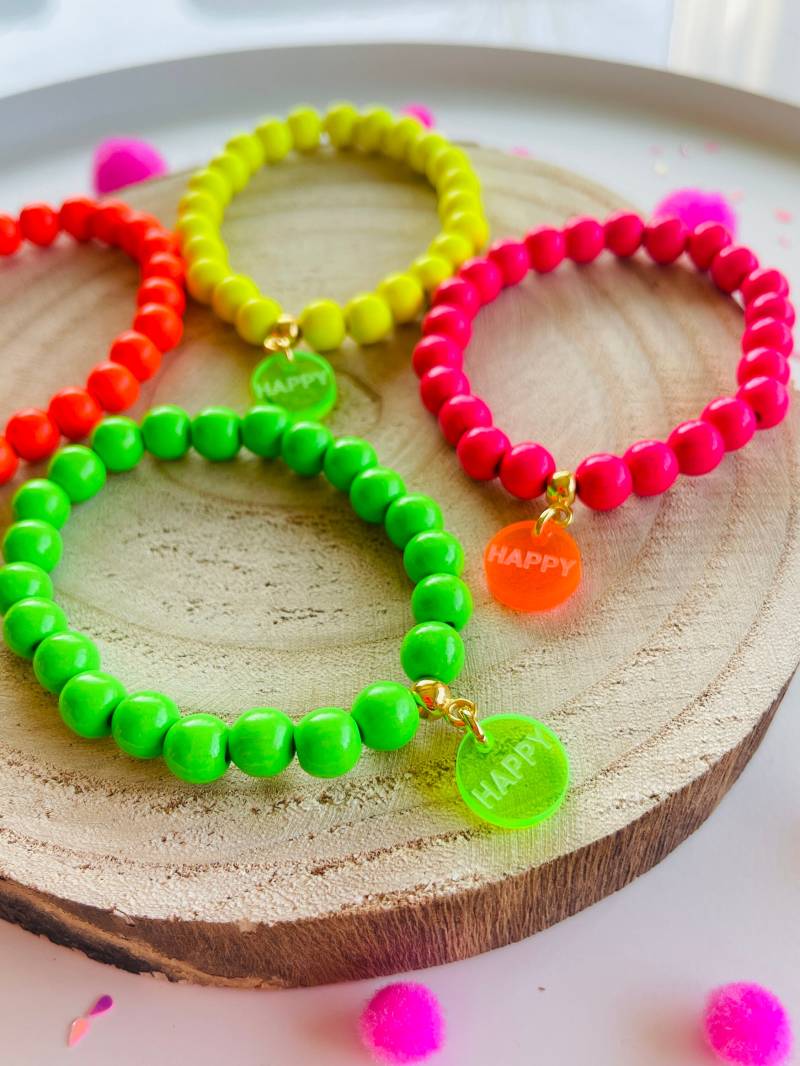 Armband Neon Holz Perlenarmband Coin Boho Pink Holzperlen Armband Neon Holz Perlenarmband Coin Boho Pink Holzperlen von PerlaHandgemacht