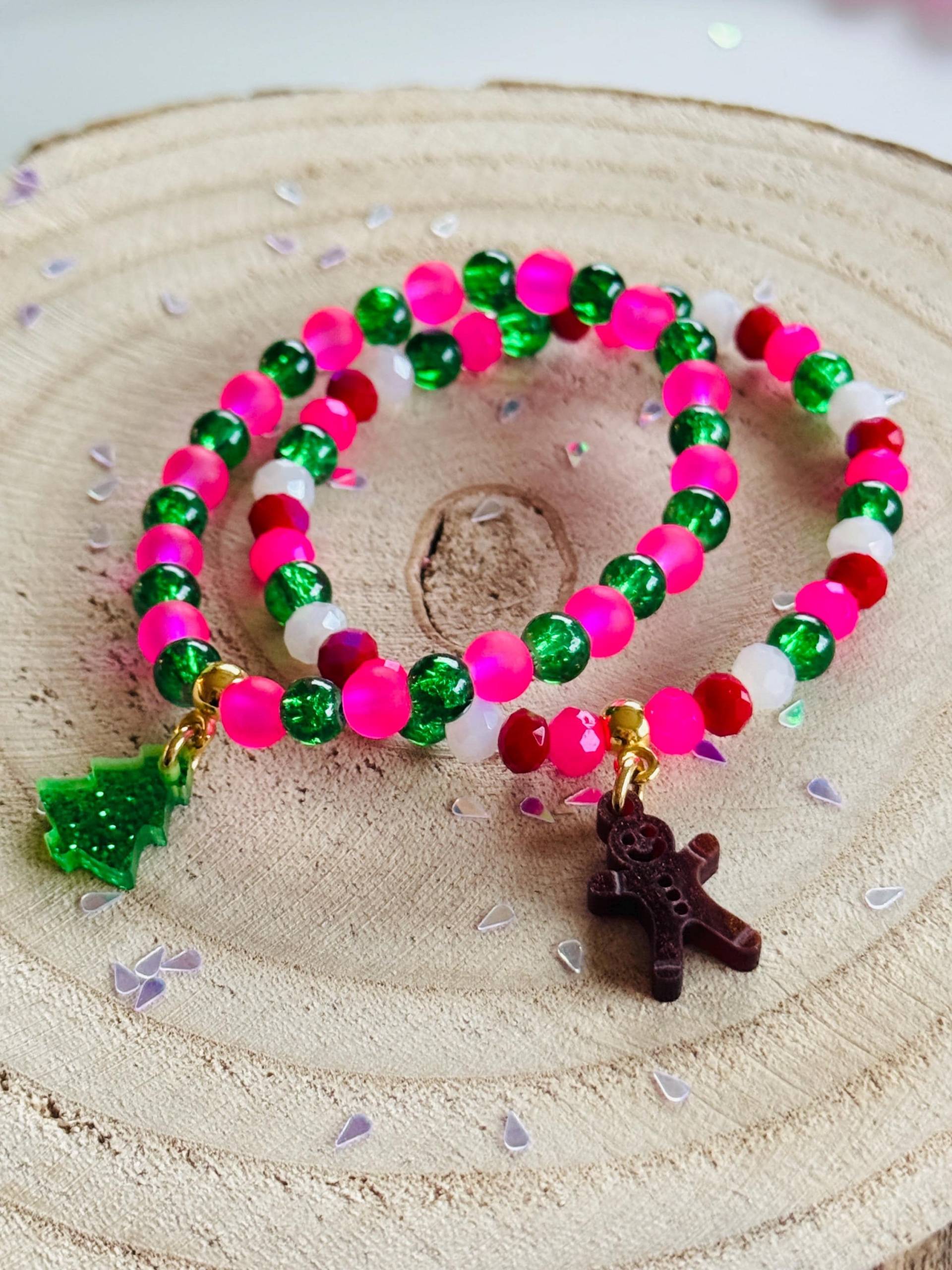 Weihnachtsarmband Weihnachten Wichtelgeschenk Geschenk Armband Perlenarmband Tassel Glasperlen Glasschliffperlen Weihnachtsarmband Weihnachten Wichtelgeschenk Geschenk Armband Perlenarmband Tassel Glasperlen Glasschliffperlen von PerlaHandgemacht