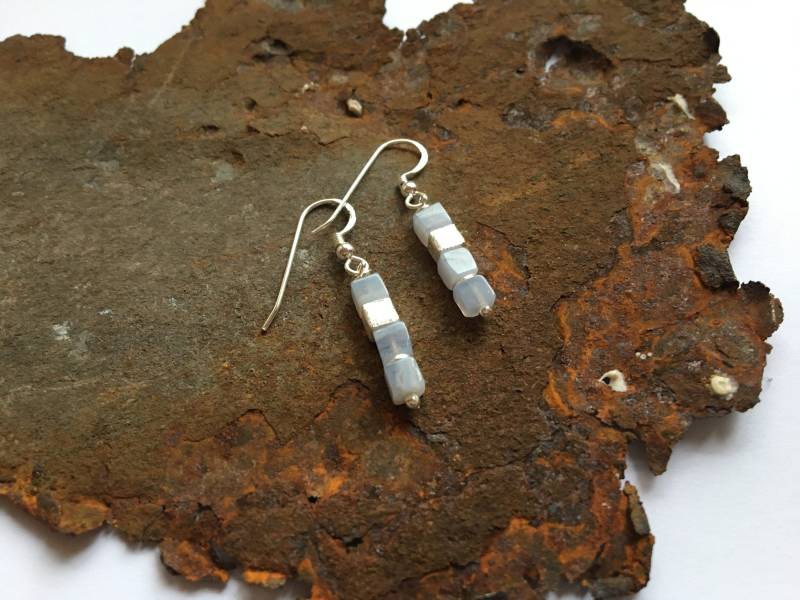 Chalcedon Ohrringe Mit 925Er Silberelementen von PerlenAteliers