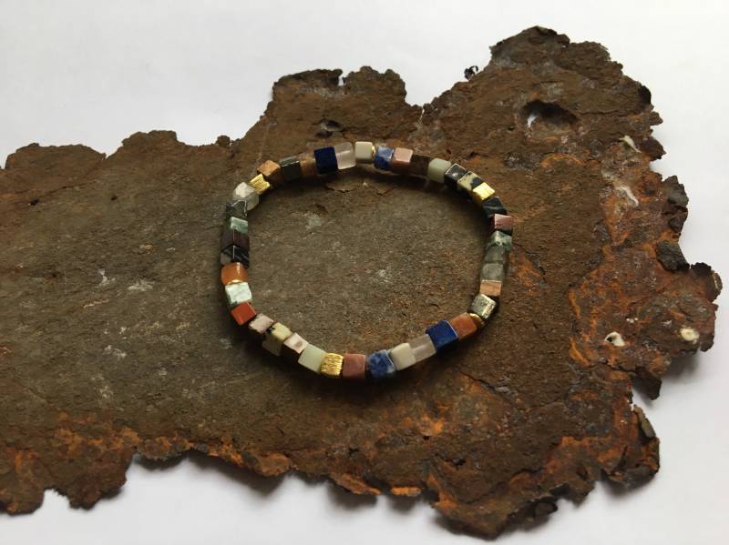 Edelsteinarmband Bunt Würfel Mit Goldelementen Aus Vergoldetem 925Er Silber von PerlenAteliers