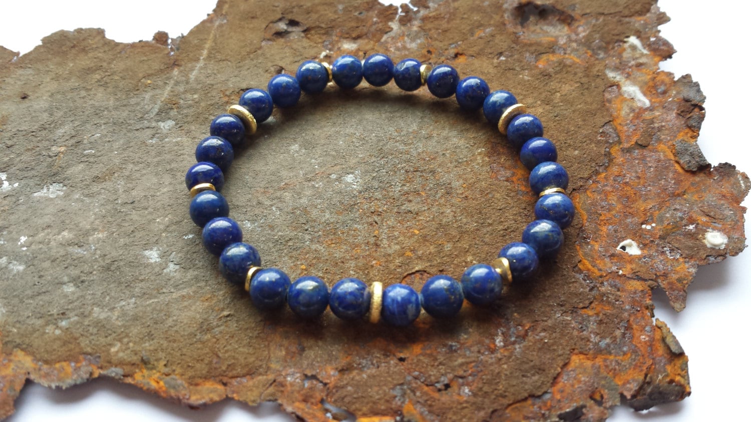 Lapislazuli Armband Mit Goldelementen Aus Vergoldetem 925Er Silber von PerlenAteliers