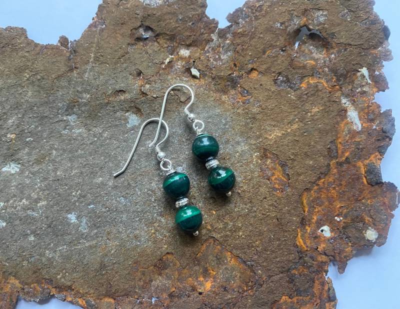 Malachit Ohrringe Mit 925Er Silberelementen von PerlenAteliers