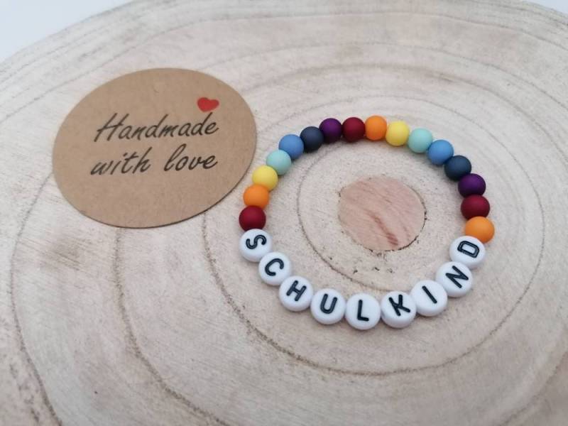 Kinder Perlenarmband Einschulung Schulkind Oder Name Personalisiert Mädchen Schulanfang Junge Regenbogen Bunt Perle Armband von Perlenfee131287