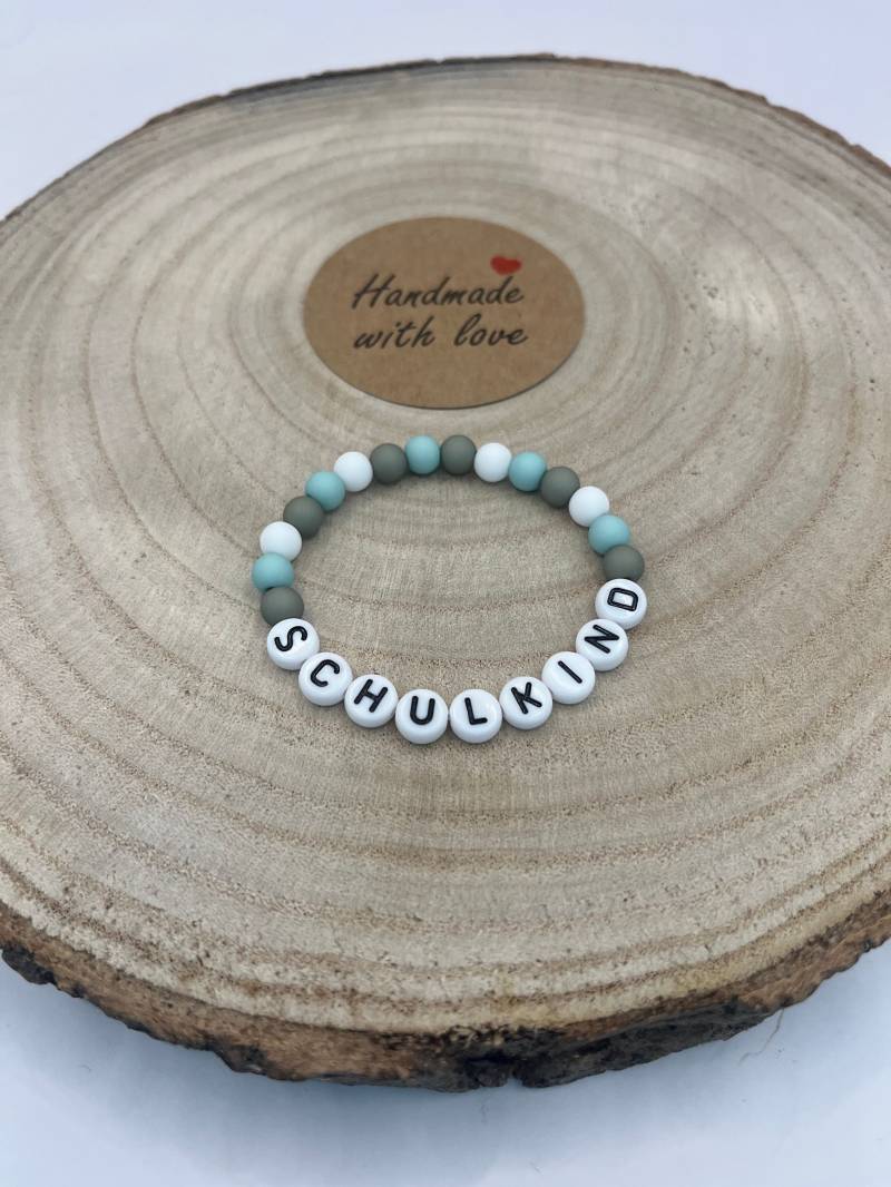 Kinder Perlenarmband Einschulung Schulkind Oder Name Personalisiert Mädchen Schulanfang Junge Perle Armband von Perlenfee131287