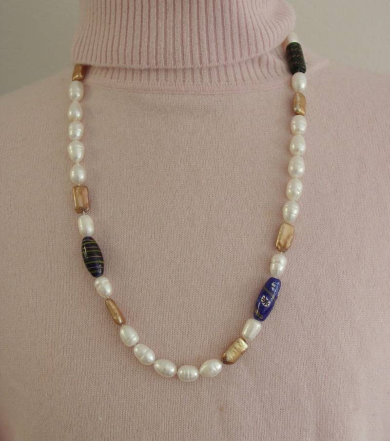 Dekorative Perlenkette Mit Muranoglas, Bunte Glasperlen Süßwasserperlen von Perlenfischzuege