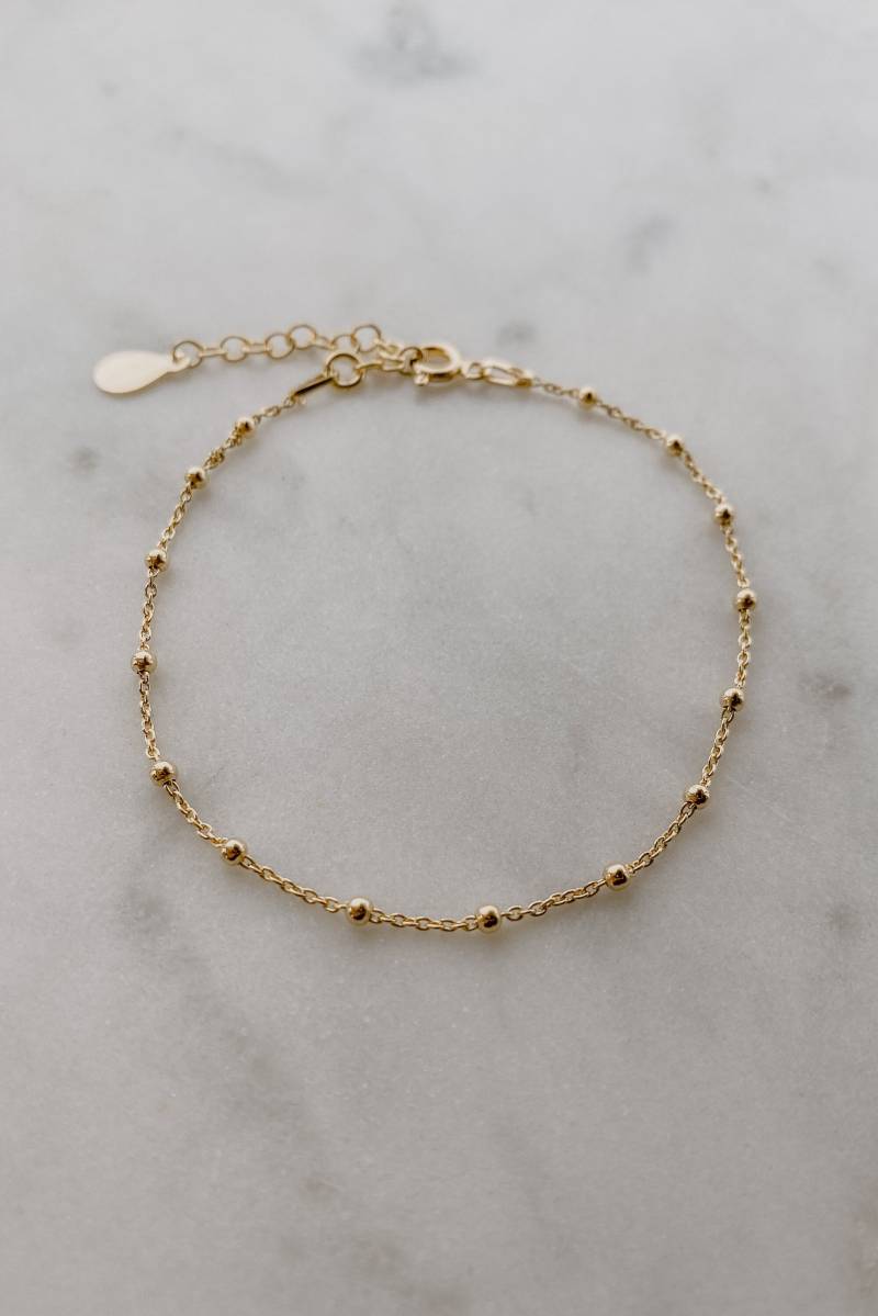 Kugelarmband, 925Er Silber, 14K Vergoldet, Filigranes Armband, Zartes Wasserresistenter Schmuck Gold | Cleo von Perlenfreundin