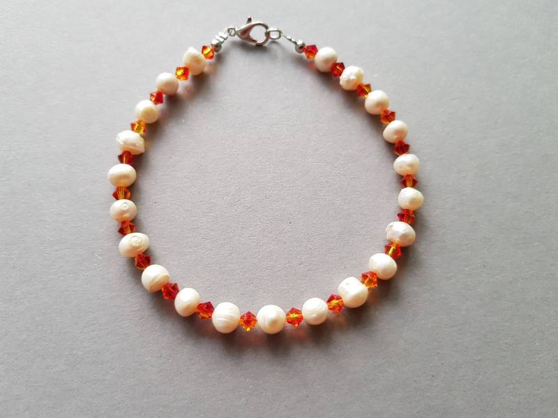 Armband Süßwasserperlen/Crystal Swarovski Naturfarbe-Fireopal; Perlenarmband Naturfarbe-Fireopal von Perlenharmonie