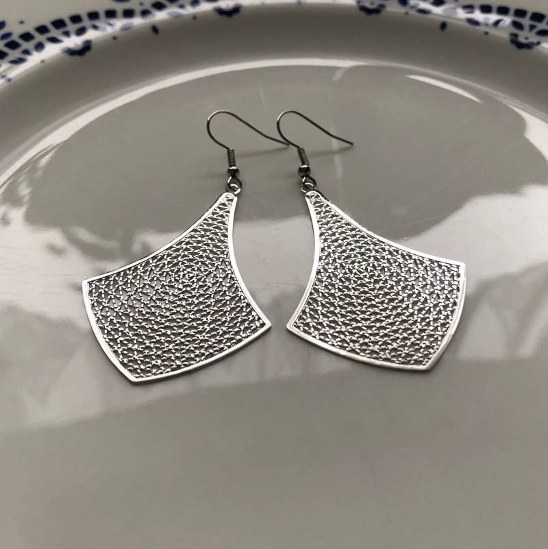 Auffalende Längliche Ohrringe Silber von Perlenlagune