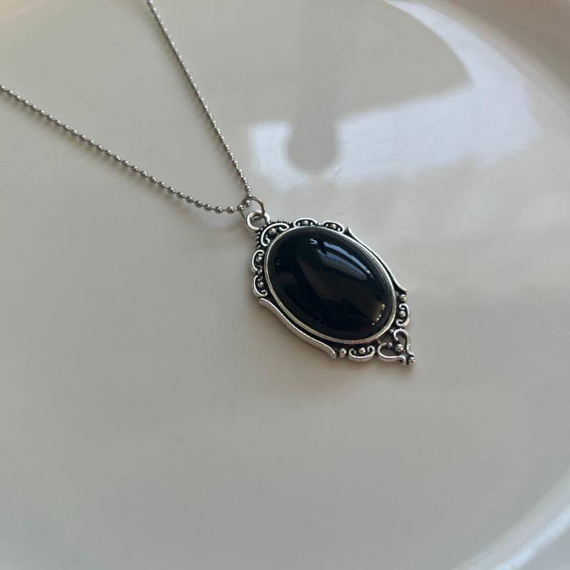 Elegante Halskette in Silber Schwarz von Perlenlagune