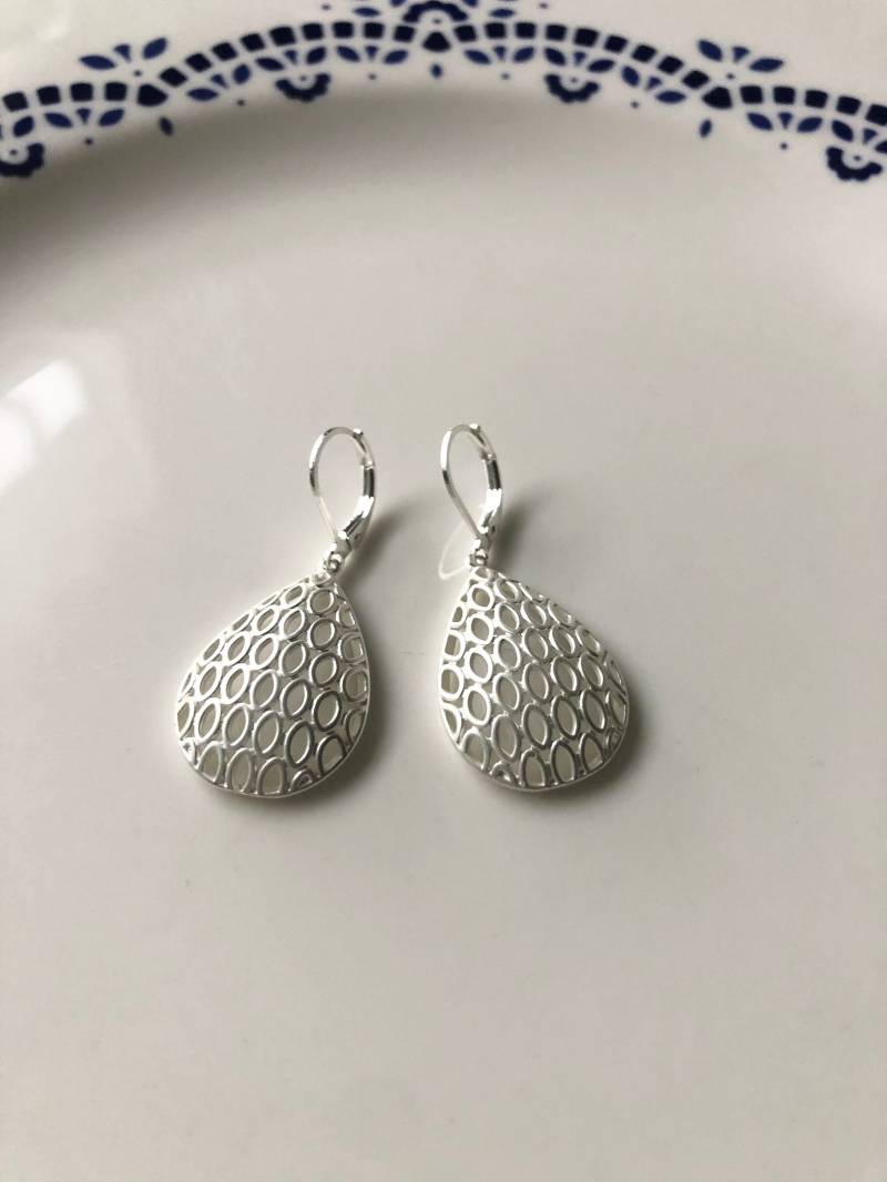 Feine Tropfen Ohrringe von Perlenlagune