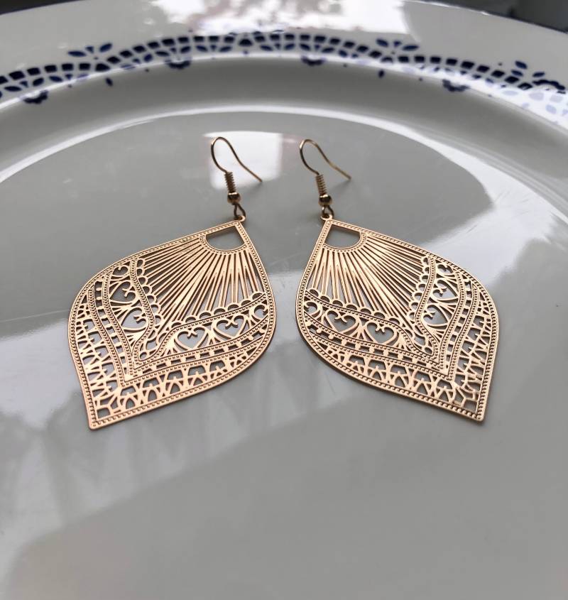 Festliche Große Ohrringe in Champagnegold von Perlenlagune