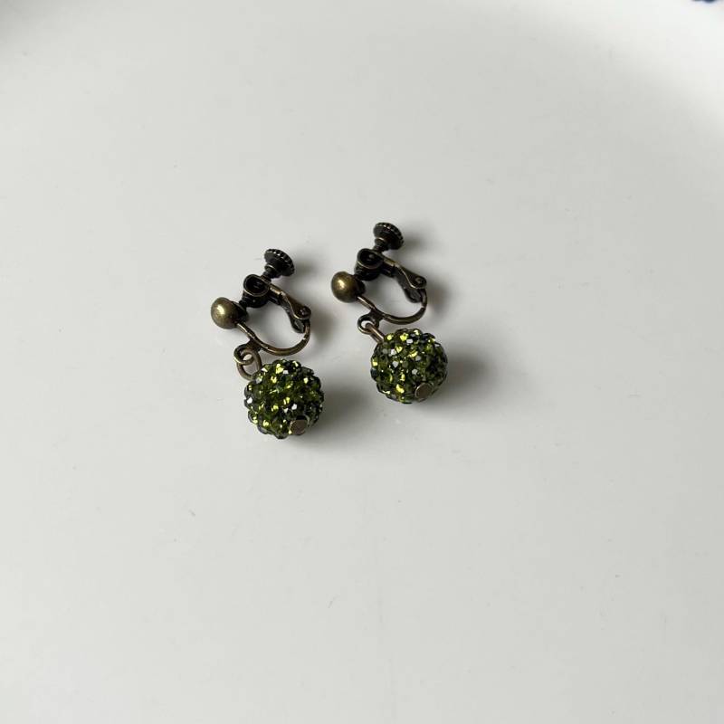 Funkelnde Ohrclips Bronze Olivgrün von Perlenlagune