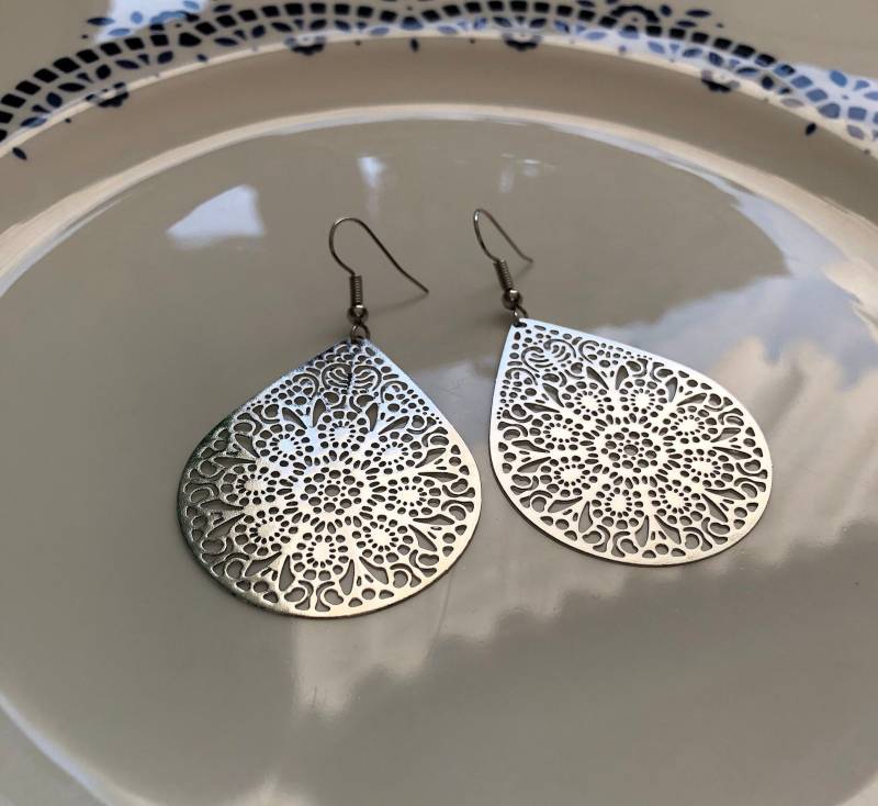 Große Tropfen Ohrringe in Silber von Perlenlagune