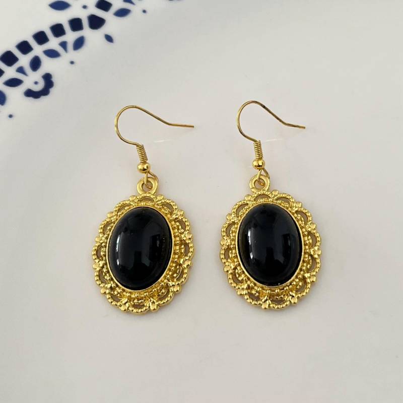 Ovale Ohrringe Schwarz Gold von Perlenlagune