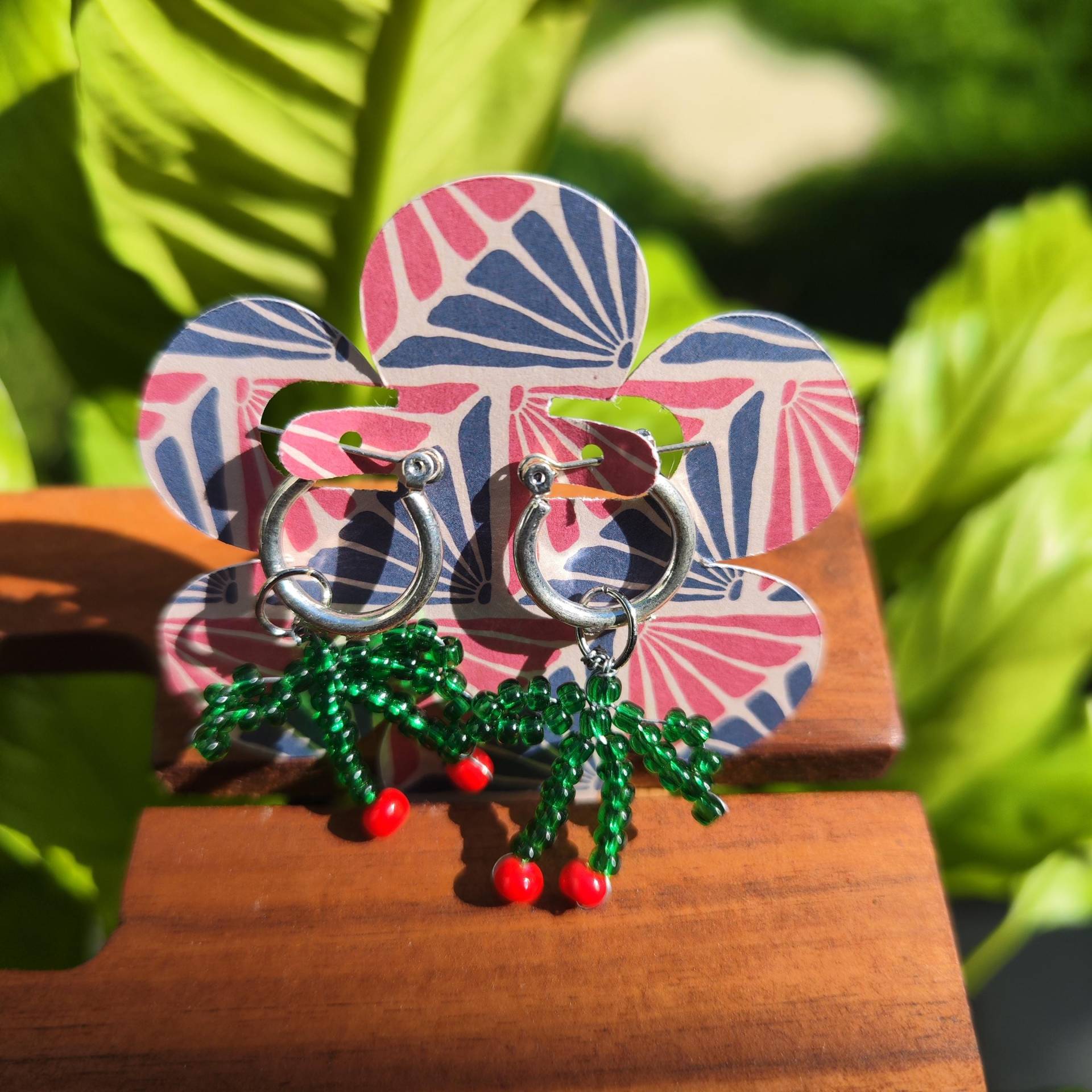 Handgemachte Kirsch-Ohrringe Aus Perlen - Sommerlicher Fruchtschmuck Statement Ohrhänger Geschenkidee Für Frauen, Schwester, Freundin Handgemachte Kirsch-Ohrringe Aus Perlen - Sommerlicher Fruchtschmuck Statement Ohrhänger Geschenkidee Für Frauen, Schwester, Freundin von PerlenpartyShop