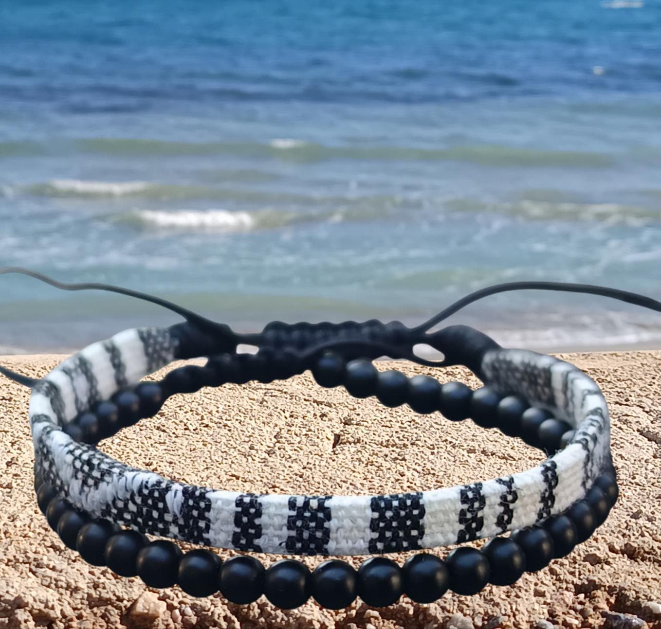 Herren Armband Set - Surfer Style Schwarz Weiß Verstellbar Festival Schmuck Geschenk Für Männer Boho Ethno Frau 8000 Herren Armband Set - Surfer Style Schwarz Weiß Verstellbar Festival Schmuck Geschenk Für Männer Boho Ethno Frau 8000 von Perlensee2024