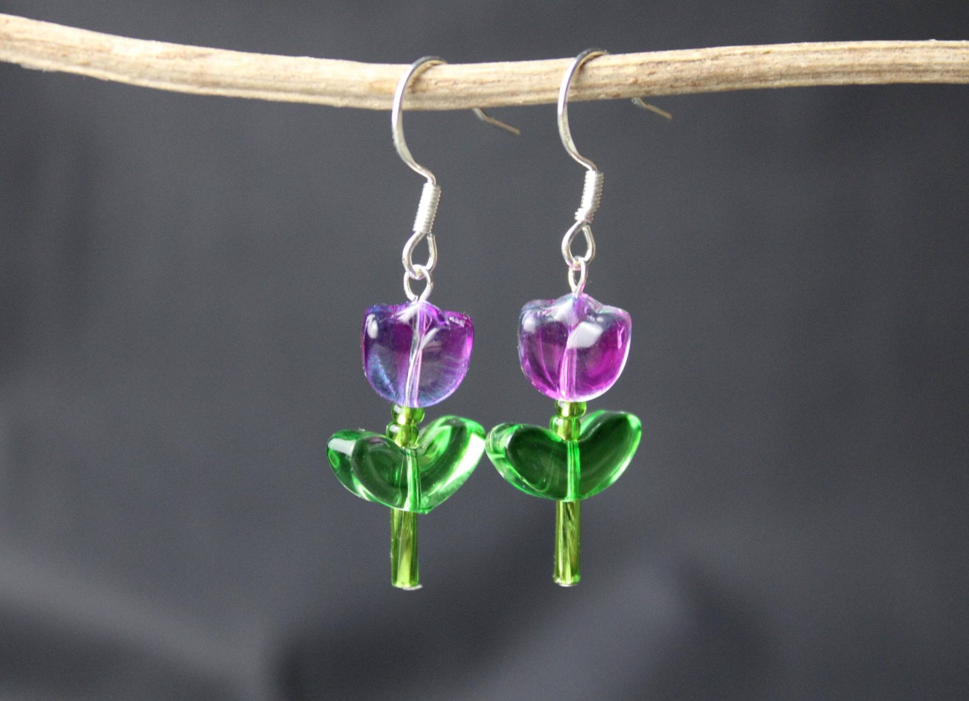 Glasperlen Und 925Er Sterlingsilber Ohrhänger Ohrring Blumenmotiv Lavendelfarben Lieblich Blumig Accessoire Geschenk Weihnachten Geburtstag von PerlentanzBerlin