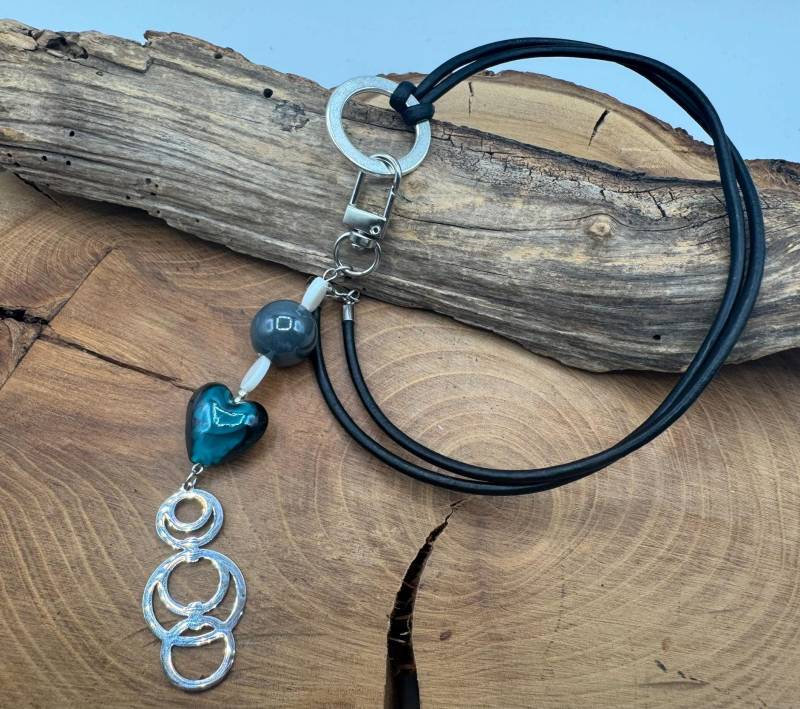 Kette Lang Mit Wechselanhänger in Grau Weiß von PerlenzauberDesigns