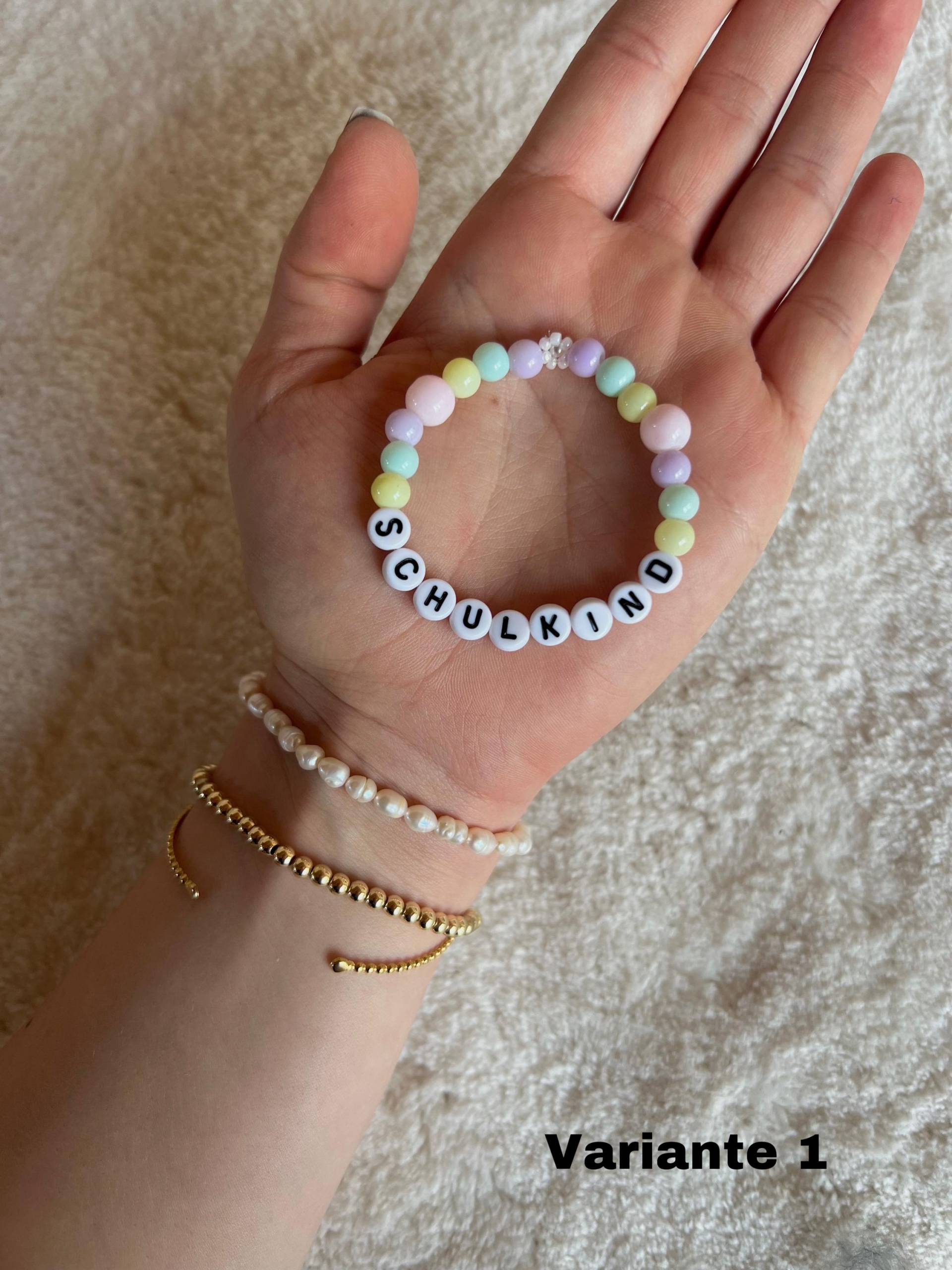 Perlenarmband Einschulung, Schulkind, Geschenkidee Schultüte, Bunt von PerlerieByNadine