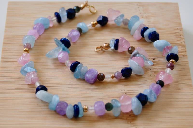 Kette Mit Bunten Edelstein Perlen | Heilsteine Steinbock Sternzeichen Bunte Halskette von Perllotti