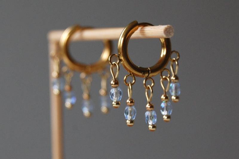 Kleine Creolen Boho Mit Mehreren Anhängern von Perllotti