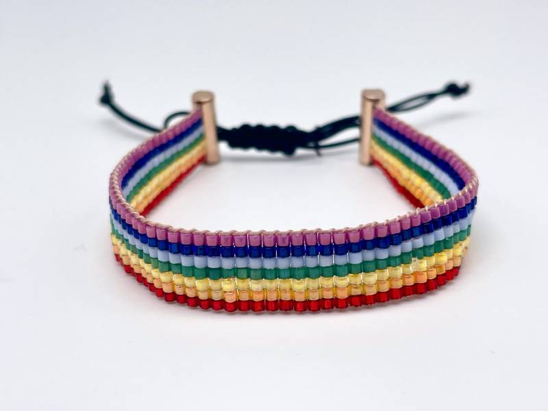Regenbogen-Armband Aus Miyukiperlen Regenbogen-Armband Aus Miyukiperlen von PerlwerkHamburg
