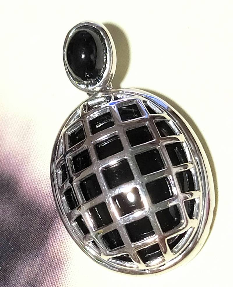 Sonderpreis Hkd388.-Einzigartiges Design 925 Silber Rhodiniert-Schwarz-Onxy-Anhänger von PerpetualAAAmmolite