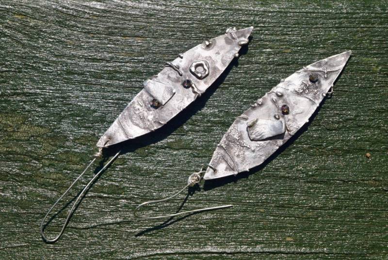 Handgefertigte Sterling Silberohrringe Mit Strukturierte Oberfläche Handgefertigte Sterling Silberohrringe Mit Strukturierte Oberfläche von PersephoneCameBack