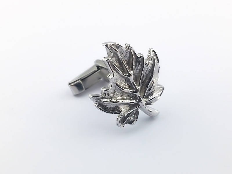 Handgefertigte Manschettenknöpfe Aus Sterlingsilber, Platanenblatt von PersonalCufflinks