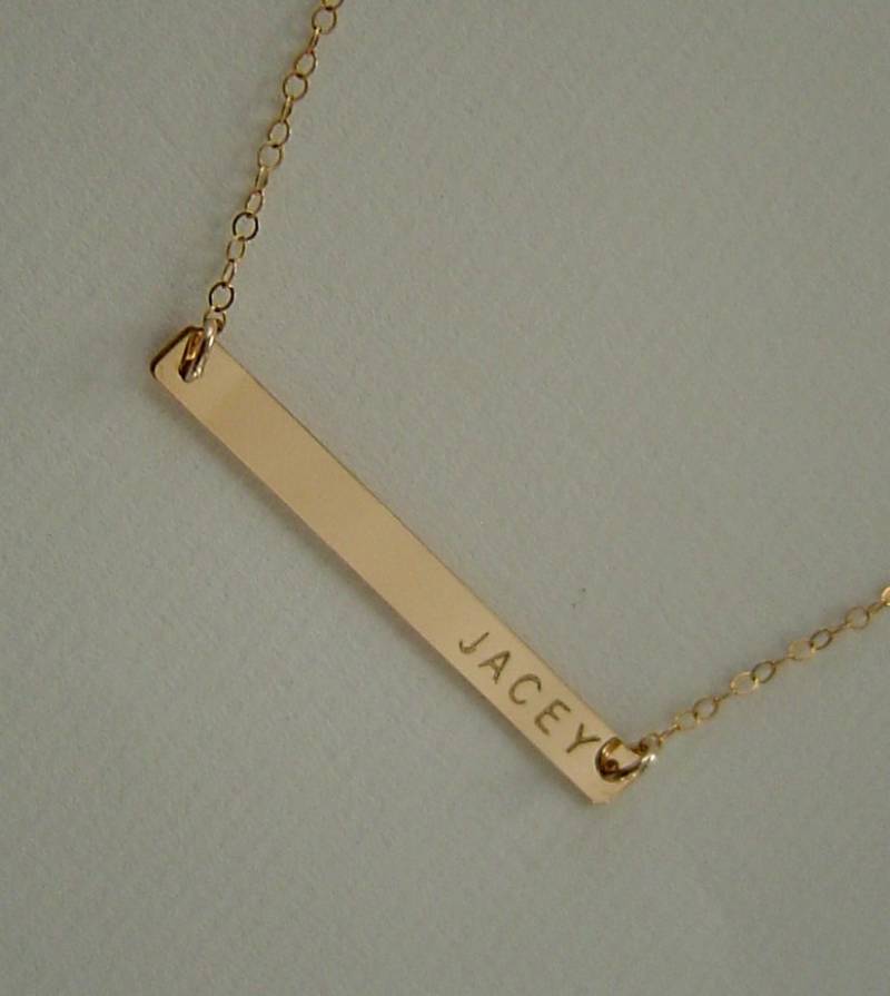 Gold Bar Halskette, Namenskette, Skinny Bar Gravur Personalisierte Initial Silber Halskette von PersonalandDesign