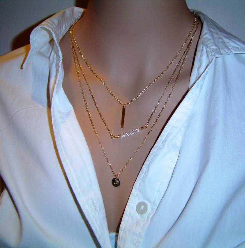 Personalisierte Layering Halskette Set/Geburtsstein Gold Plättchen Zarte Halsketten Mit Initial von PersonalandDesign