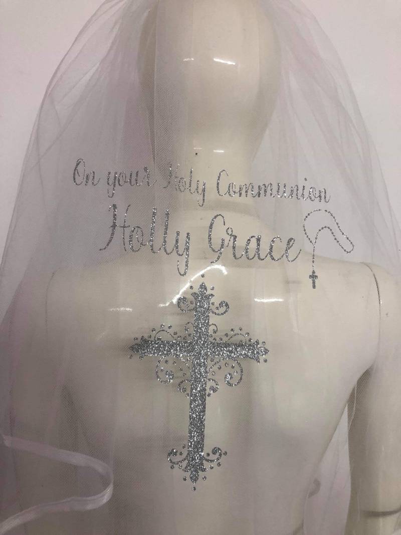 Atemberaubender Kommunion Schleier Personalisierte Prinzessin Glitzerdruck Neues Design | Heilige Geschenk Kreuz Rosenkranz Atemberaubender Kommunion Schleier Personalisierte Prinzessin Glitzerdruck Neues Design | Heilige Geschenk Kreuz Rosenkranz von PersonalisedVeil