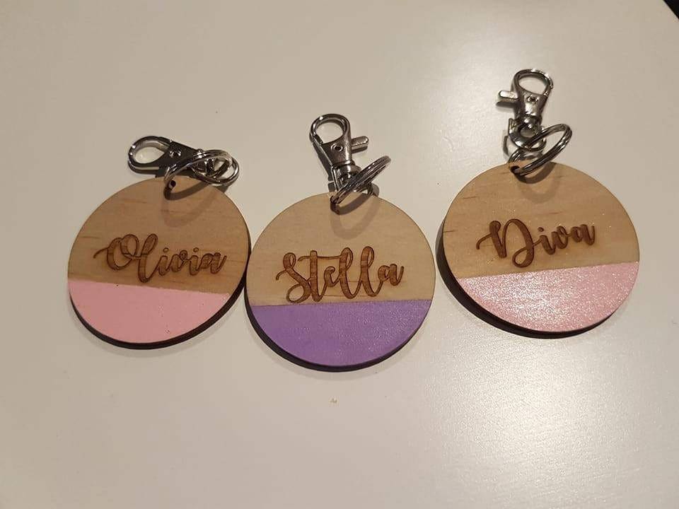 Personalisierte Schlüsselanhänger Für Muttertagstaschenanhänger, Schlüsselanhänger, Taschenanhänger Personalisierte Schlüsselanhänger Für Muttertagstaschenanhänger, Schlüsselanhänger, Taschenanhänger von PersonalisedandMBM
