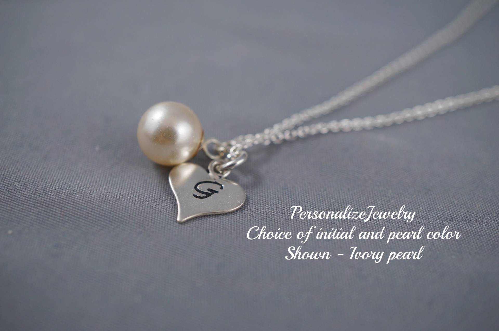 Mama Halskette | Sterling Silber Initial Personalisierte Mehrere Initialen Mama, Nana Geschenk Herz Charm Muttertagsschmuck von PersonalizeJewelry