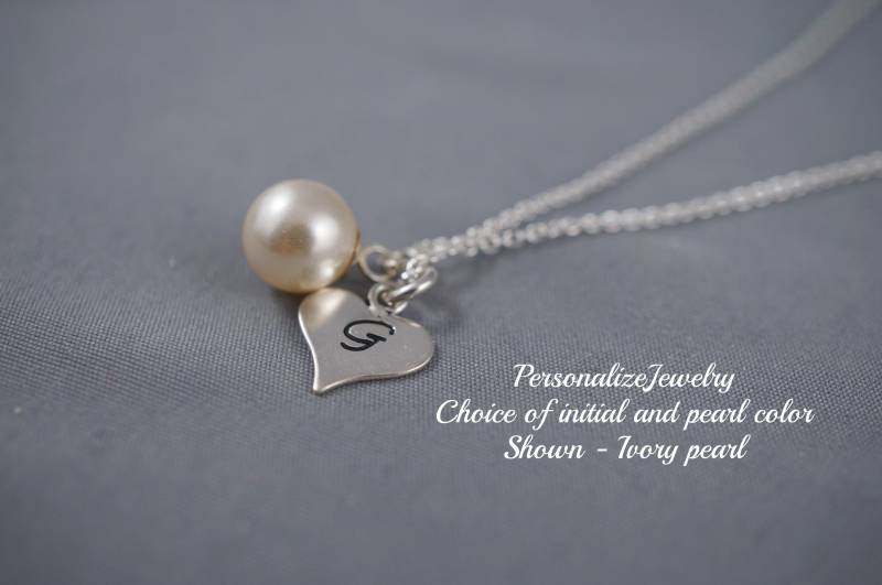Mama Halskette | Sterling Silber Initial Personalisierte Mehrere Initialen Mama, Nana Geschenk Herz Charm Muttertagsschmuck von PersonalizeJewelry