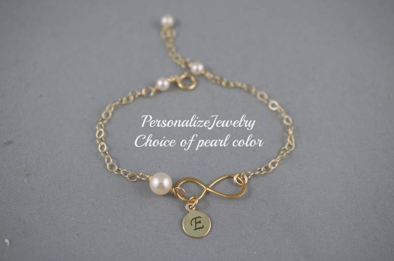 Unendlich Armband in Gold & Silber | Ewigkeit Zahl 8 Freundschaft Hand Gestempelt Initial Alphabet Charme Handgemachter Schmuck von PersonalizeJewelry