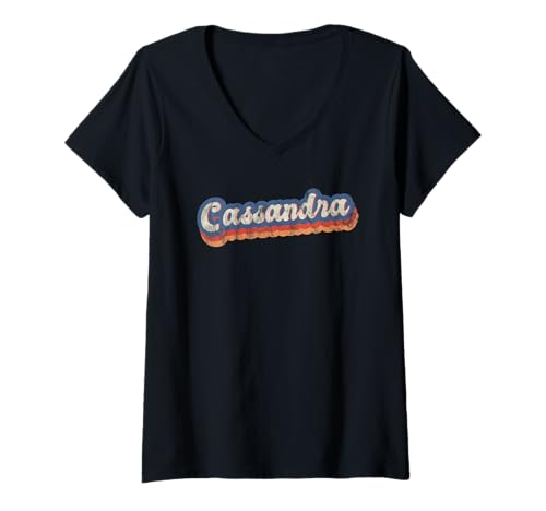 Damen Cassandra Personalisiertes Namensshirt Custom Lettering 70er Jahre T-Shirt mit V-Ausschnitt Damen Cassandra Personalisiertes Namensshirt Custom Lettering 70er Jahre T-Shirt mit V-Ausschnitt von Personalized & Custom Apparel for Cassandra