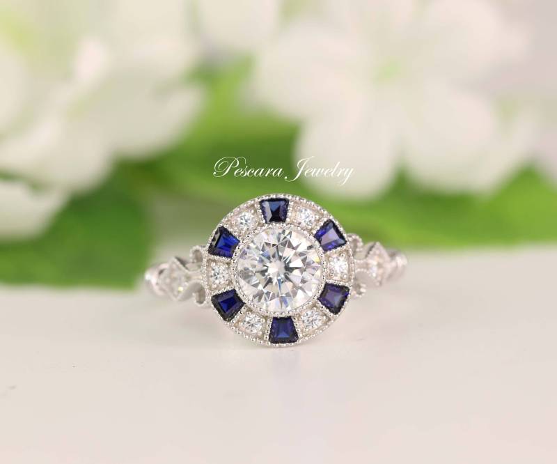 Blauer Saphir Halo Verlobungsring Art Deco, Vintage Filigraner Diamant Im Rundschliff, Brautring, Bester Versprechensring von PescaraJewelry