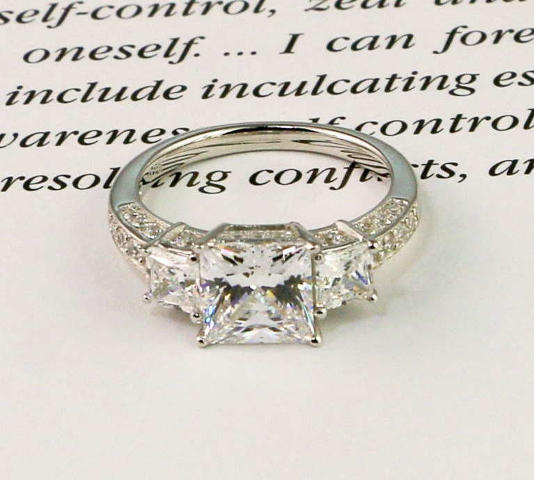 Princess Cut Verlobungsring - 3 Stein Ring Cubic Zirkonia Ehering Versprechen Sterling Silber von PescaraJewelry