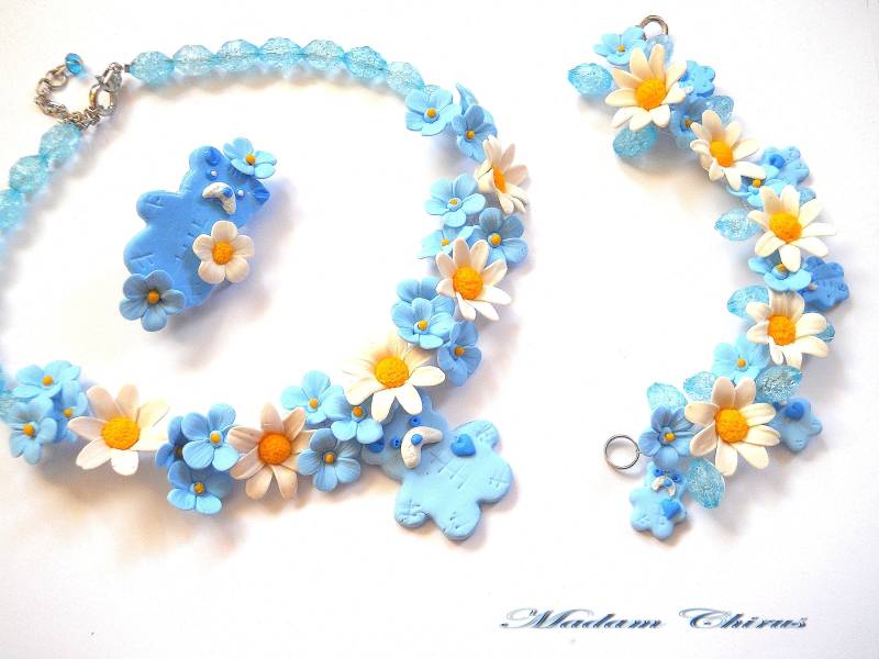 Kinder Schmuck Set - Blue Daisy Teddybär Halskette Aus Polymer Clay, Armband, Haarspange von PetalInspiration