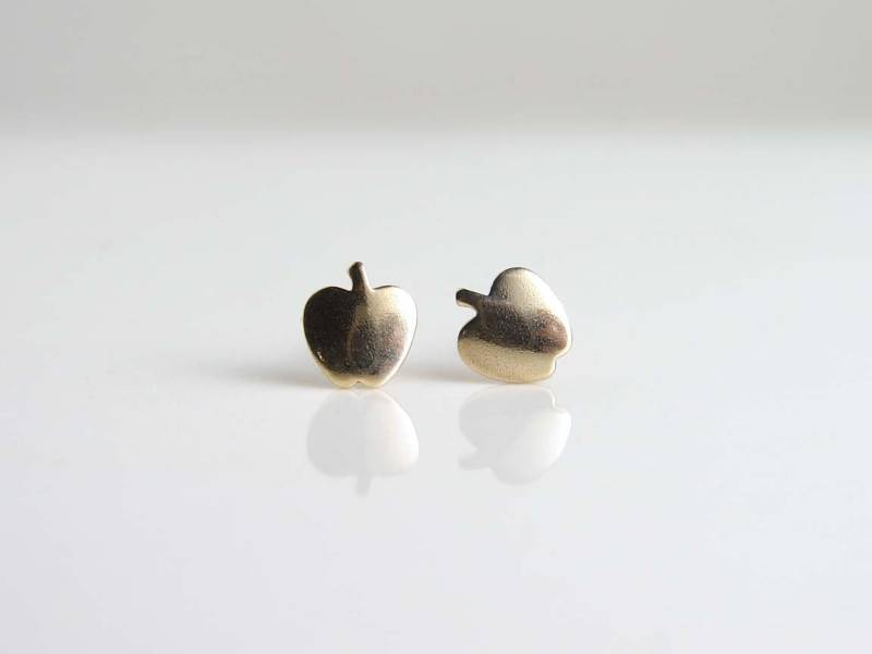 Super Kleine Äpfelchen Ohrstecker. Sterling Silber Schlichter Moderner Schmuck Von Petitblue von PetitBlue