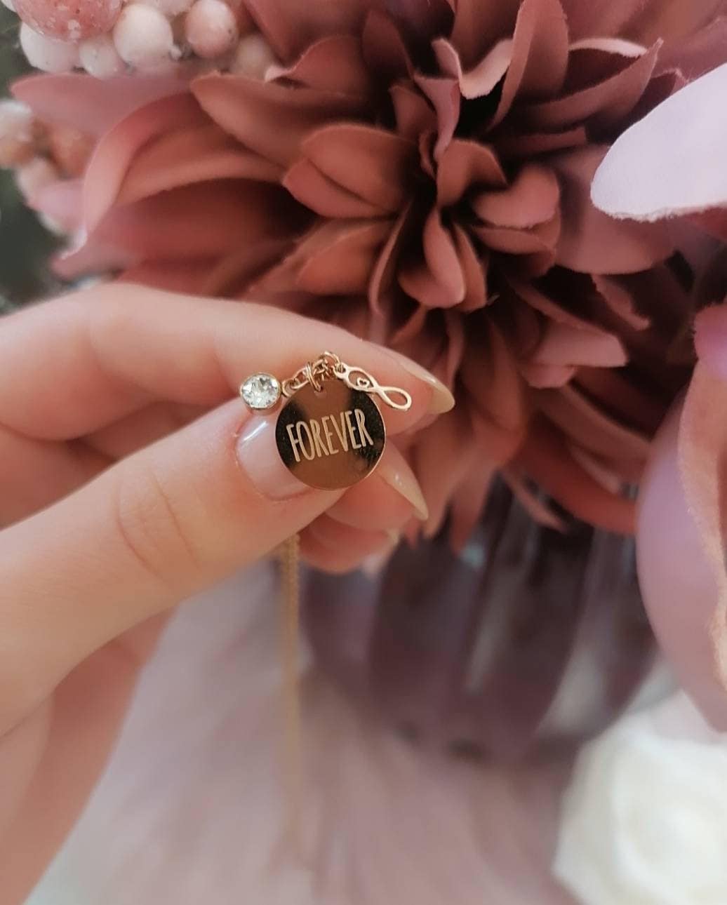 Zarte Halskette Mit Gravur Plättchen Und Anhängern, Rosegold, Edelstahl, Infinity Zarte Halskette Mit Gravur Plättchen Und Anhängern, Rosegold, Edelstahl, Infinity von PetiteBeauteshop