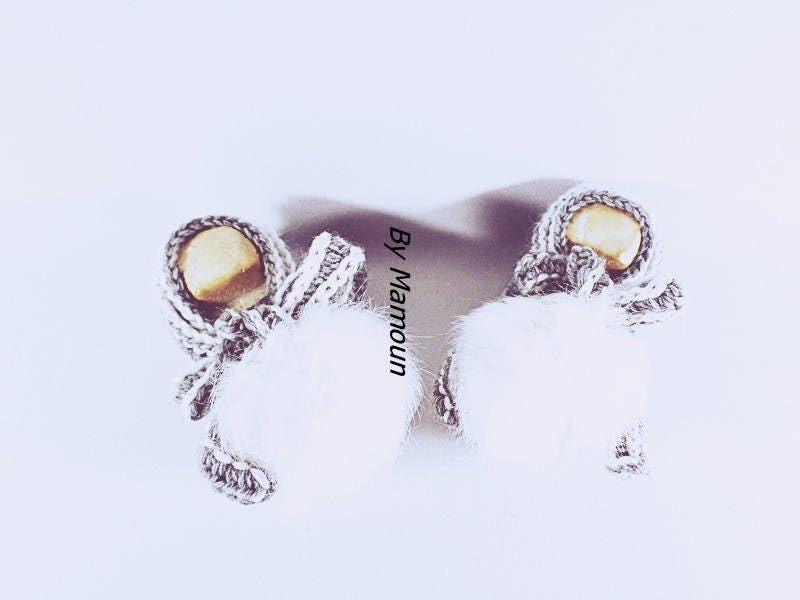 Hand Gehäkelte Babyschuhe | 3 Monate in Einem Süßen Thread Alpaka Und Wolle Ihre Pompons Kunstfell Hand Gehäkelte Babyschuhe | 3 Monate in Einem Süßen Thread Alpaka Und Wolle Ihre Pompons Kunstfell von PetitesMaillesDeMoon