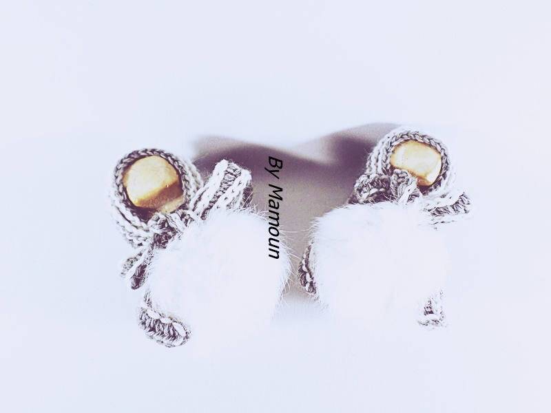 Hand Gehäkelte Babyschuhe | 3 Monate in Einem Süßen Thread Alpaka Und Wolle Ihre Pompons Kunstfell Hand Gehäkelte Babyschuhe | 3 Monate in Einem Süßen Thread Alpaka Und Wolle Ihre Pompons Kunstfell von PetitesMaillesDeMoon