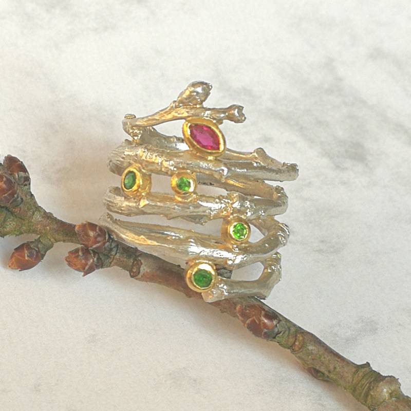 Kirschzweig Barbarazweig Bunte Steine von PetraBitschINYU