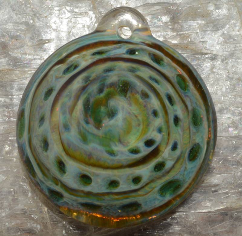 Glas-Anhänger Mit Spirale in Blauen Mond Und Funkelnden Sternenstaub - Einzigartige Handblown von PetrichorArts